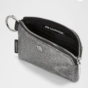 NWT Lululemon clippable card pouch glitter